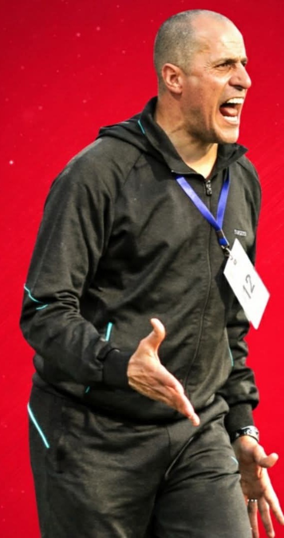 إكرامي متبولي مديرا فنيا لأهلي صنعاء