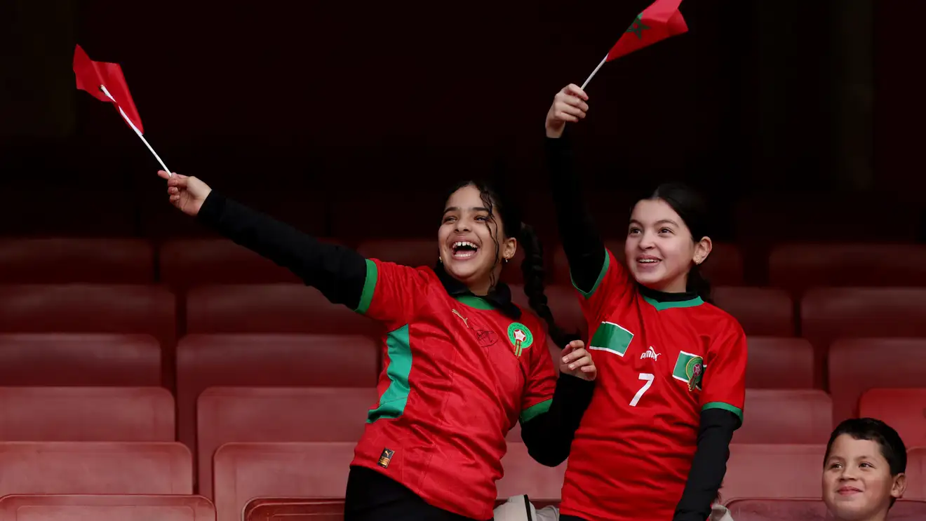 بعد قرار الكاف.. جماهير المغرب تحتفل في الشوارع