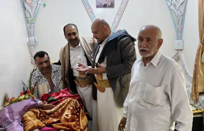 جمعان والصادق والأشموري يطمئنون على صحة الإعلامي يحيى الضلعي