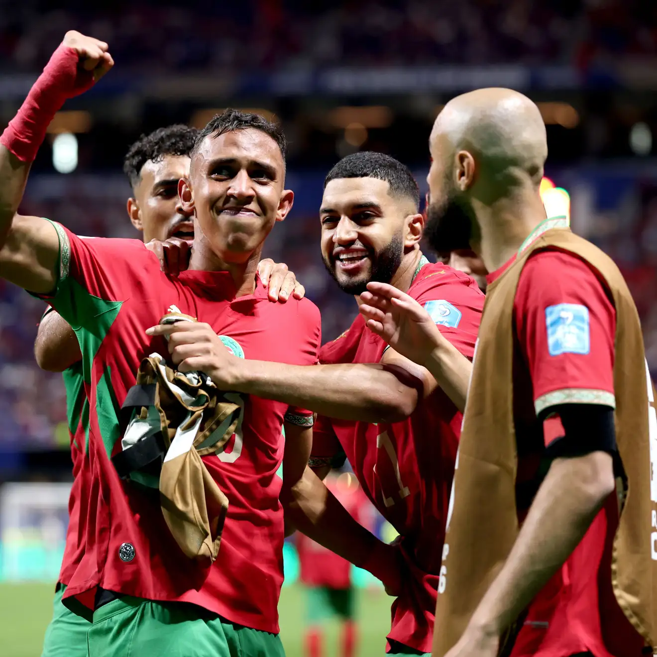 نجم هولندا السابق يعترف: قلبي مع المغرب