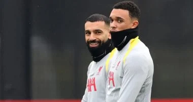 ألكسندر أرنولد: محمد صلاح أفضل من نيمار.. واللعب معه تجربة فريدة