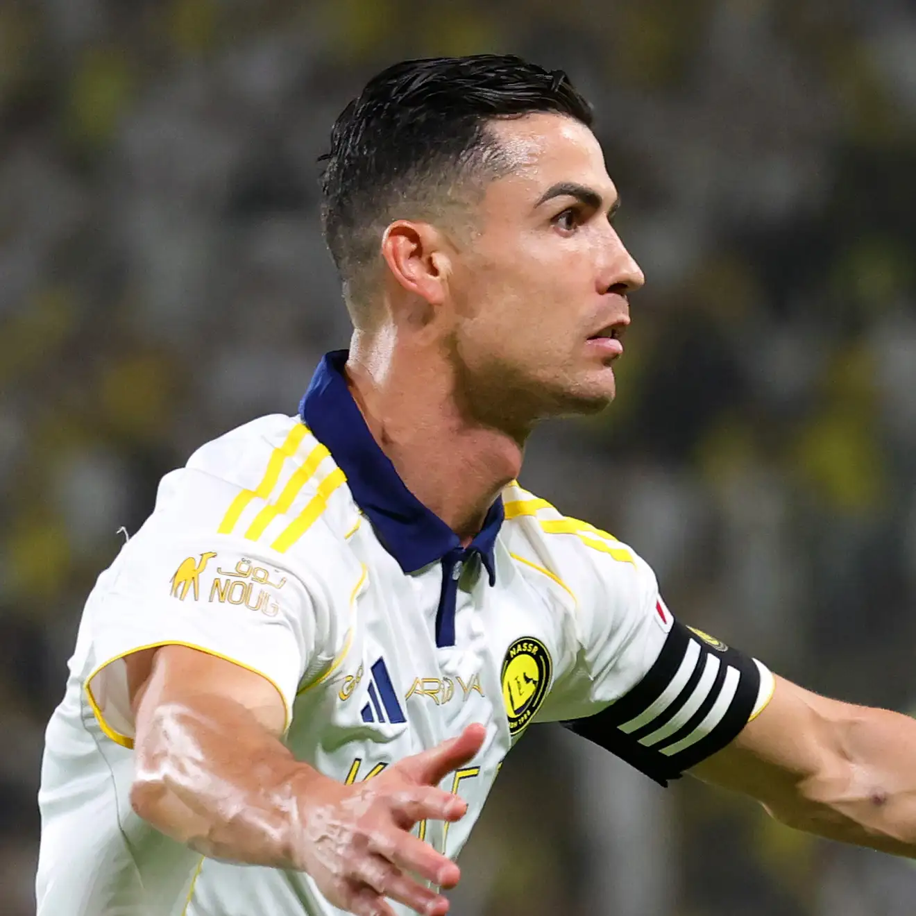 بكلمة وصورة وفيديو.. رونالدو يعلق على تتويج النصر