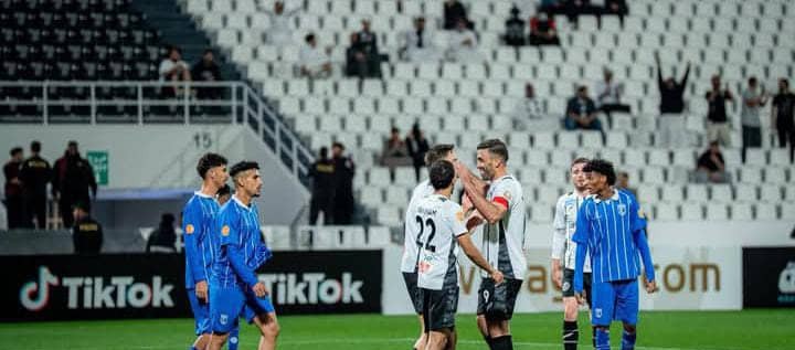 بين ذهاب مشرف واياب منكسر..من خذل سفير حضرموت