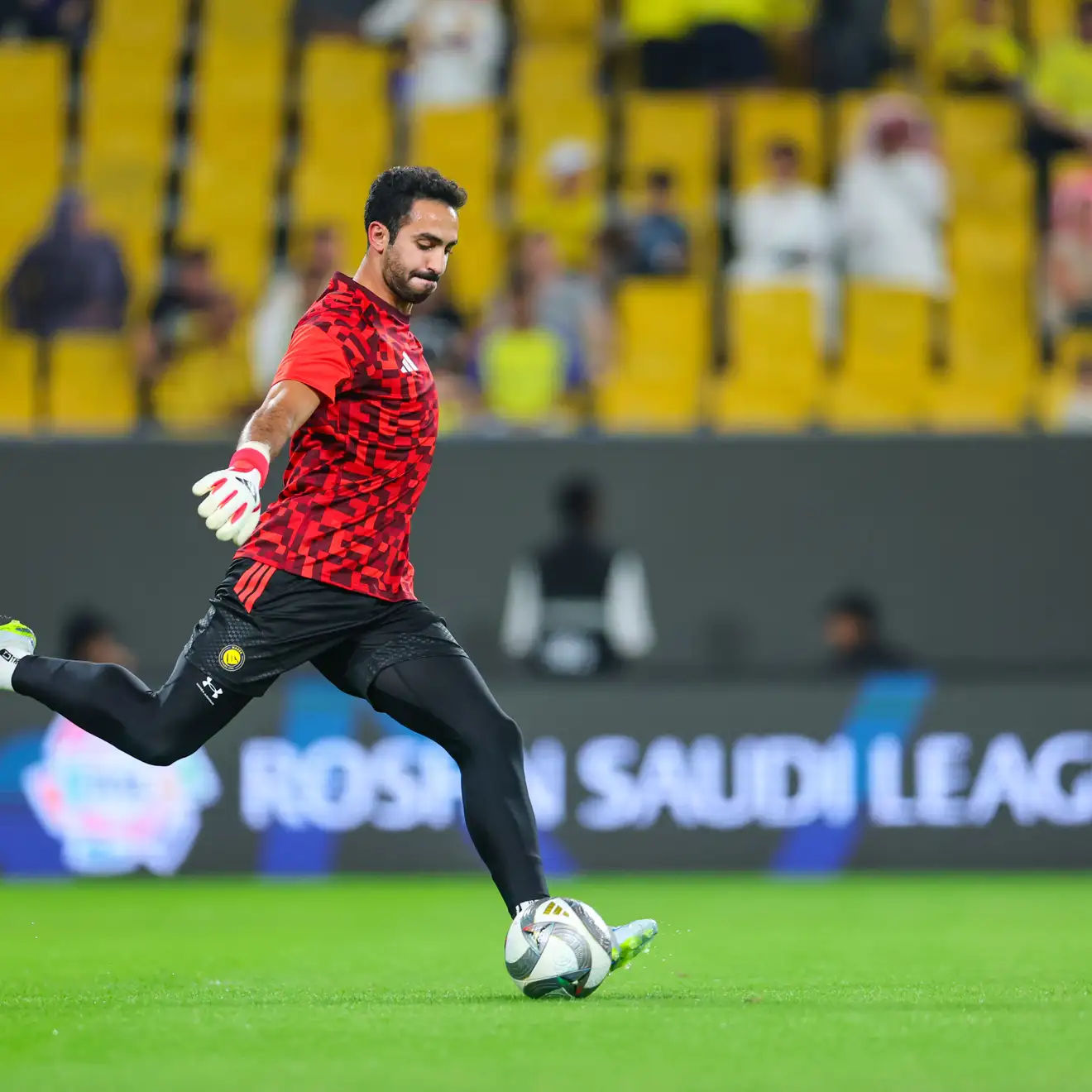ضربة كبرى.. إصابة نواف العقيدي تصدم النصر والمنتخب السعودي