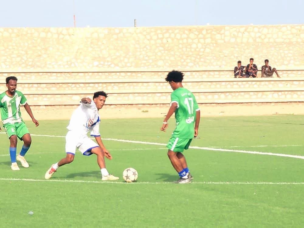 بضربات الترجيح.. الجزيرة يتأهل إلى نهائي تصفيات الدرجة الثالثة لأندية سقطرى ويضرب موعدًا مع  نوجد في النهائي المرتقب