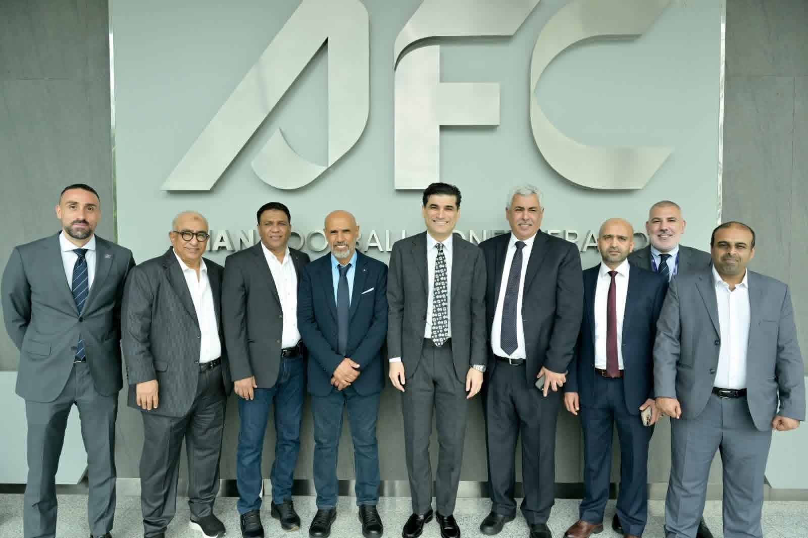 بدون تحديد الزمان والمكان للان لانتخابات النائب الأول ...الجمعية العمومية لاتحاد الكرة الانتخابات هي المسار الصحيح ..