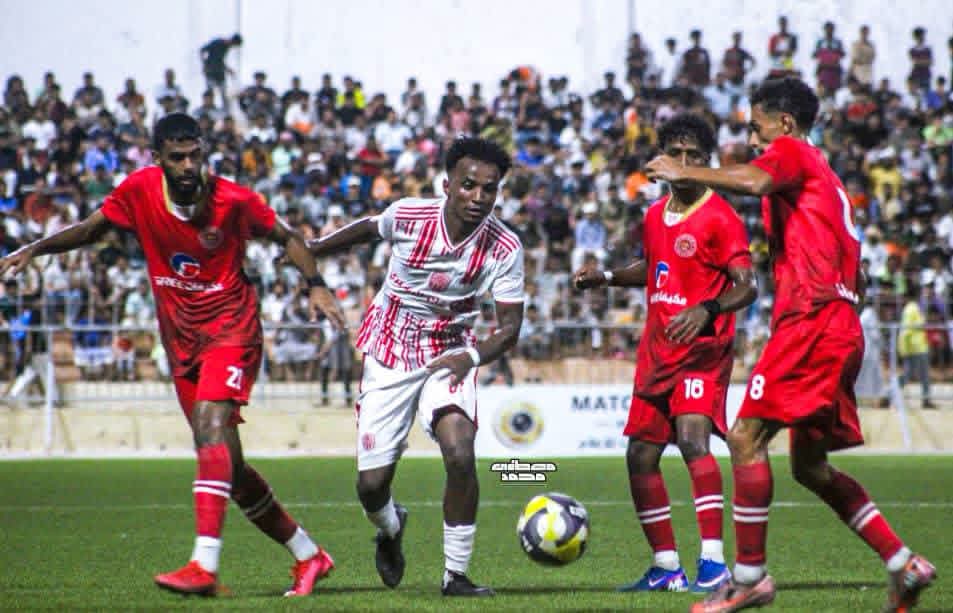 بحضور البكري والعبادي والكاف....شعب حضرموت يكسب التلال ويتأهل إلى ربع نهائي كأس الجمهورية