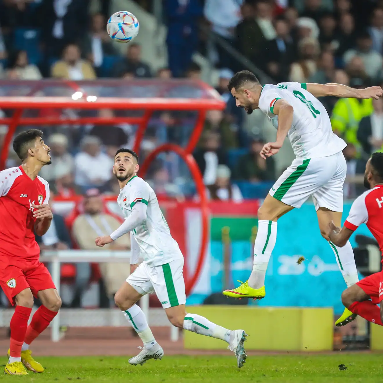 فوز خارج الملعب.. القرعة تنصر منتخب عمان على العراق وتؤهله لنصف نهائي خليجي 27