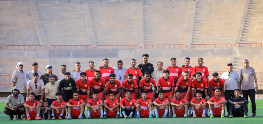 بعثة الفريق الأول لكرة القدم بنادي شعب حضرموت تغادر سيئون نحو المكلا بعد ختام معسكر وادي حضرموت الإعدادي