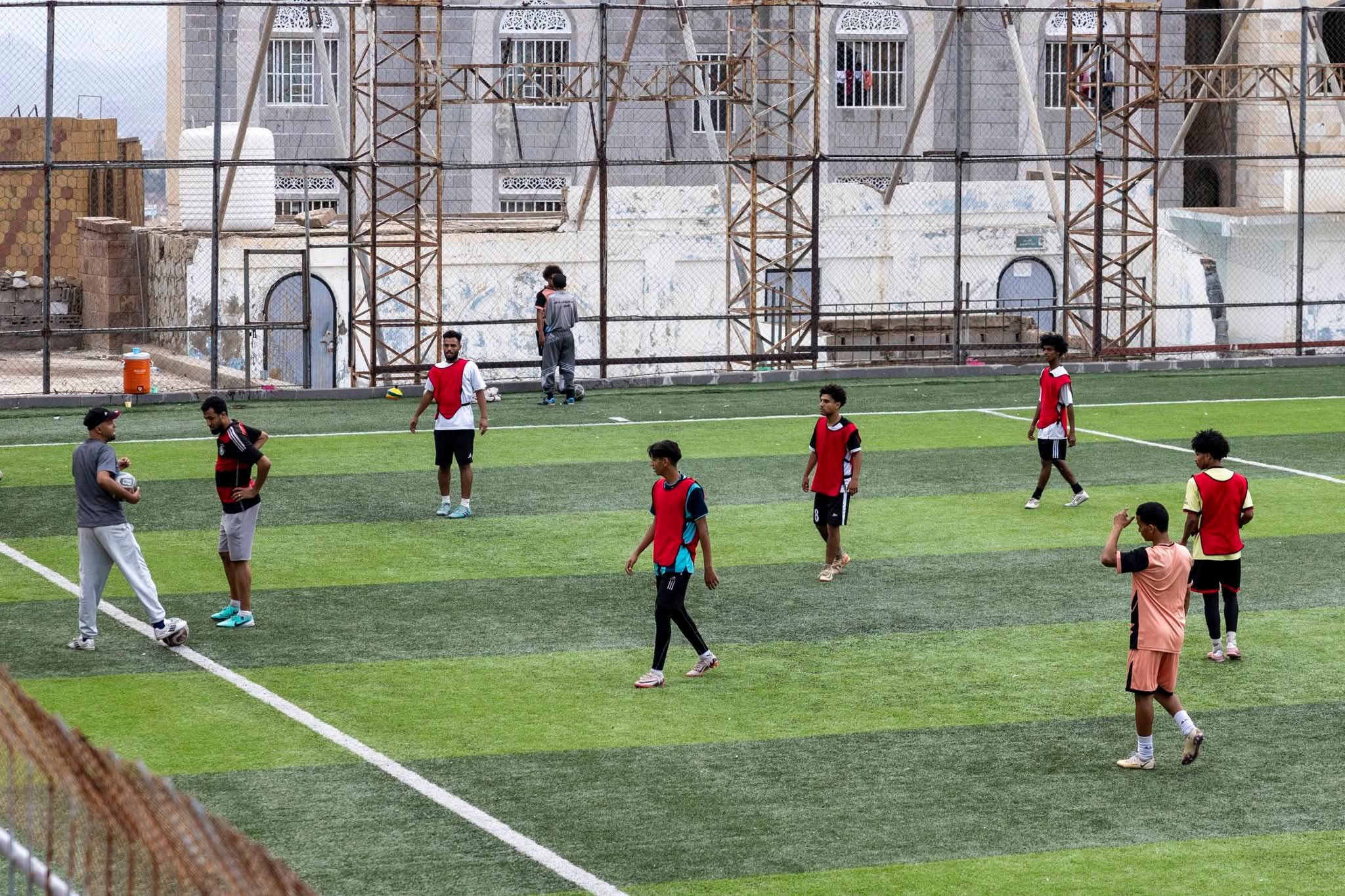 طليعة تعز يواصل تحضيراته لمواجهة سيئون في كأس الجمهورية