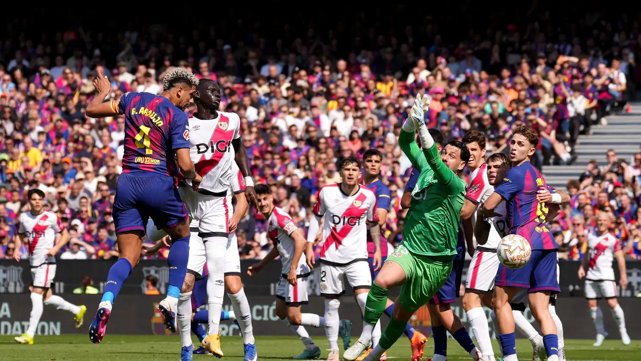 برشلونة ينجو من فخ رايو فاليكانو