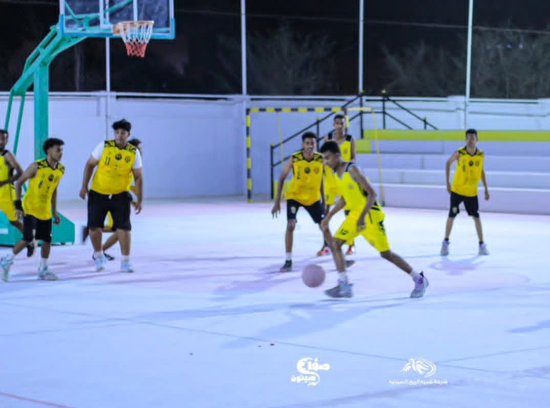 انطلاق مميز للدوري الداخلي لكرة السلة بنادي اتحاد حضرموت بمباراتين حماسيتين