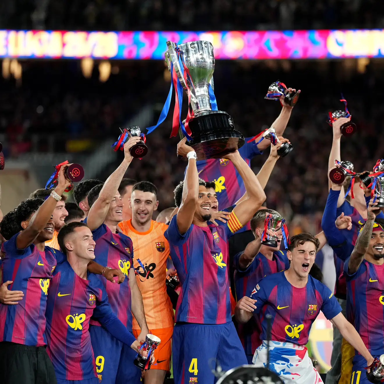 لم ينتظر: ميسي يهنئ برشلونة بلقب الليجا.. فماذا قال؟