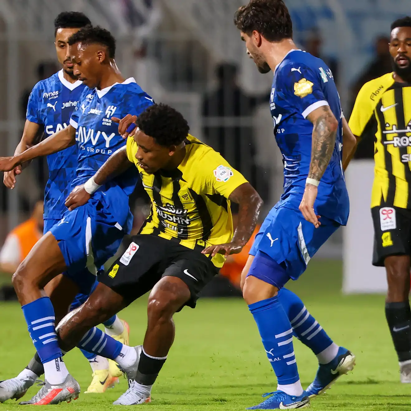 بعد اكتشاف بلان.. الاتحاد يحصن موهبة جديدة من إغراءات الهلال