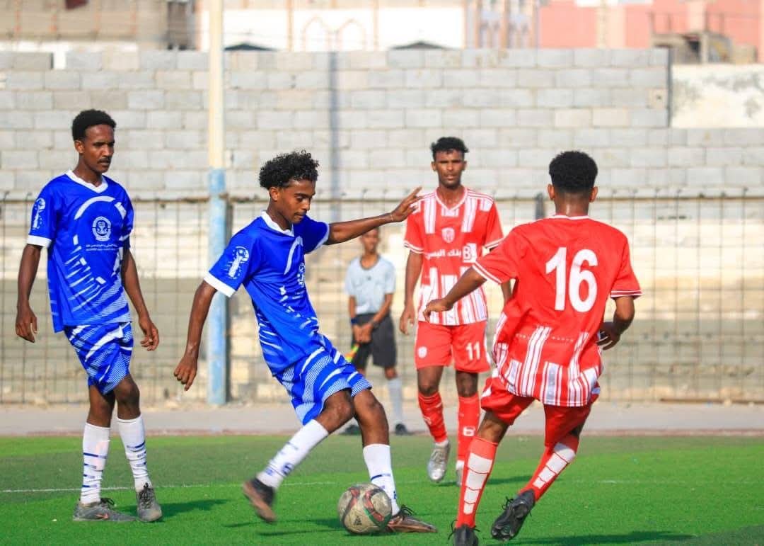 شعب حضرموت يتجاوز هلال فوه بركلات الترجيح ويتأهل لمواجهة وحدة شحير في نصف نهائي كأس البلدة