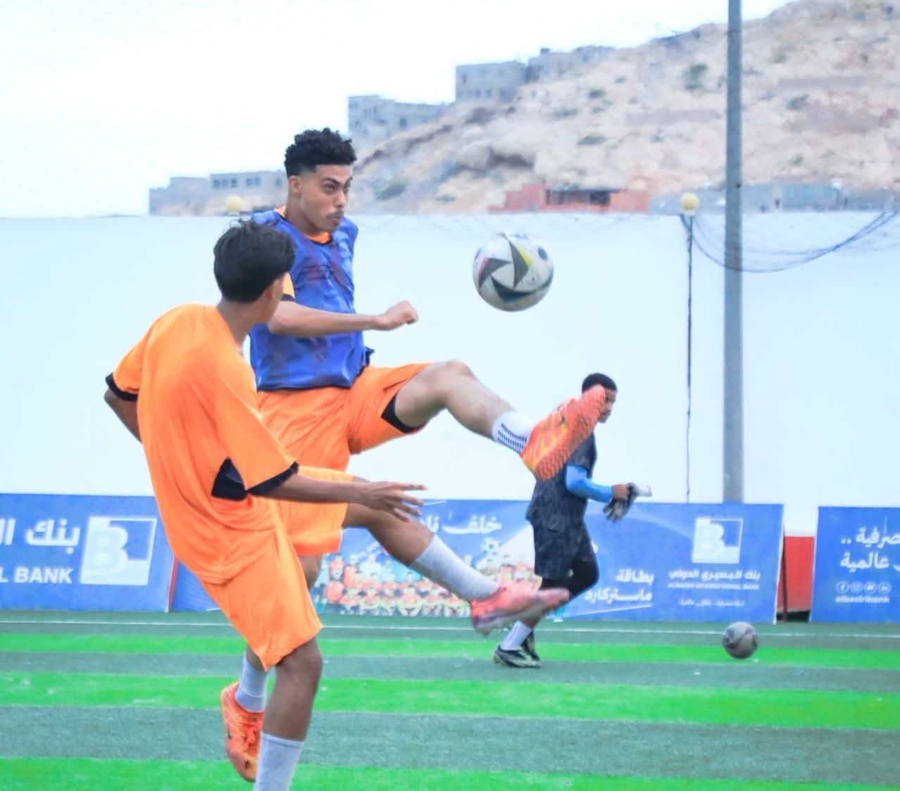 اولمبي شعب حضرموت يواصل تدريباته .