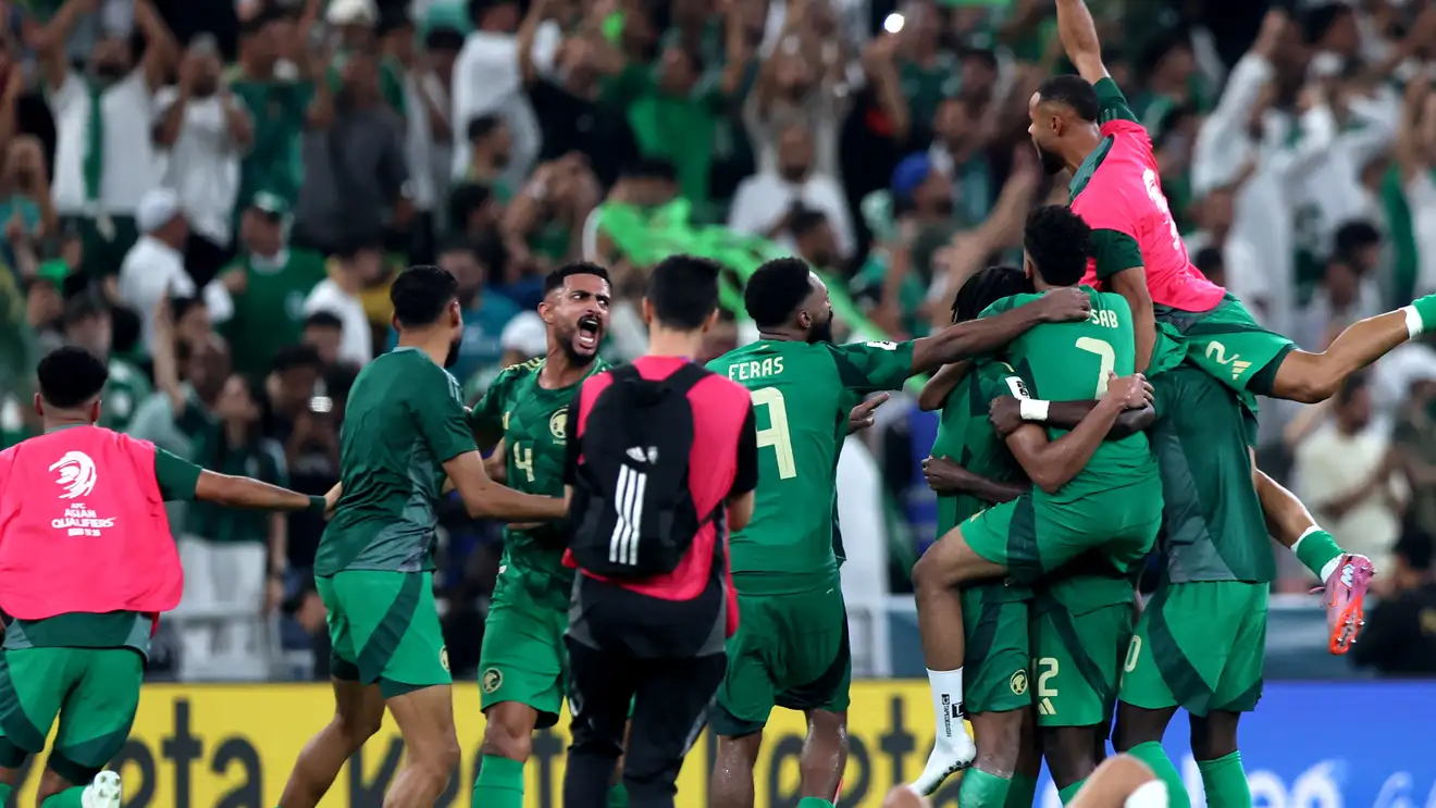 بسبب طائرة مفقودة.. أزمة تضرب المنتخب السعودي بعد ودية مصر