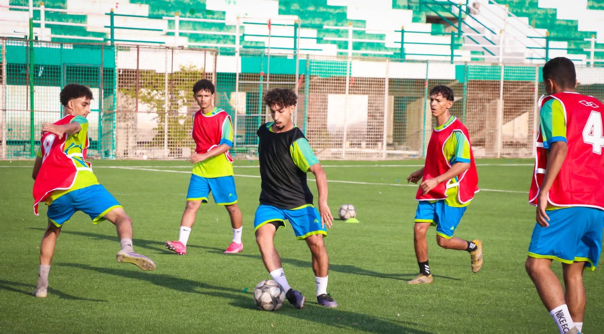 وحدة عدن يستعد لمواجهة سمعون في كأس الجمهورية .