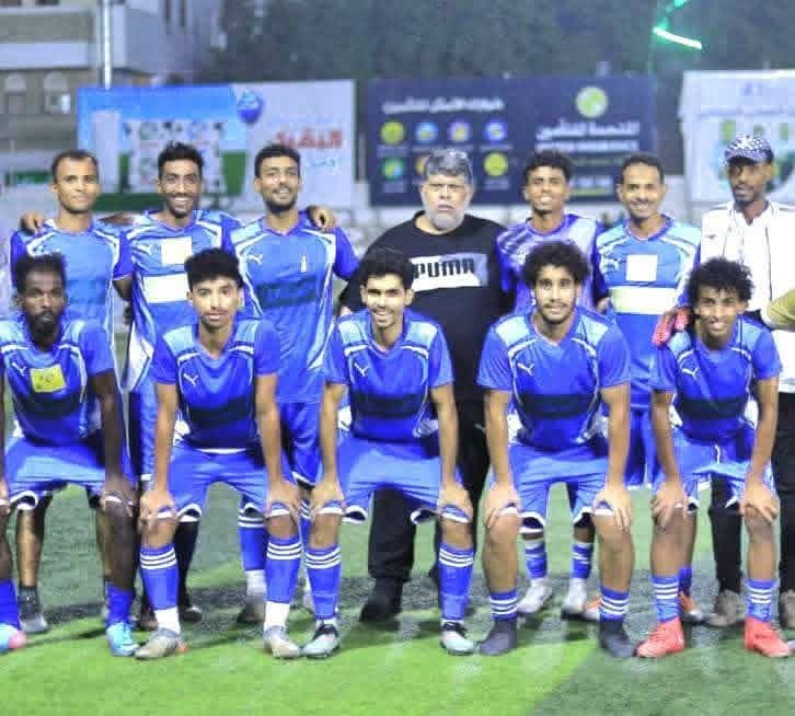 بقيادة مدربه الدولي محمد إبراهيم عياش وبحضور كامل نجوم الفريق...هلال الحديدة يستعد لودية وحدة صنعاء