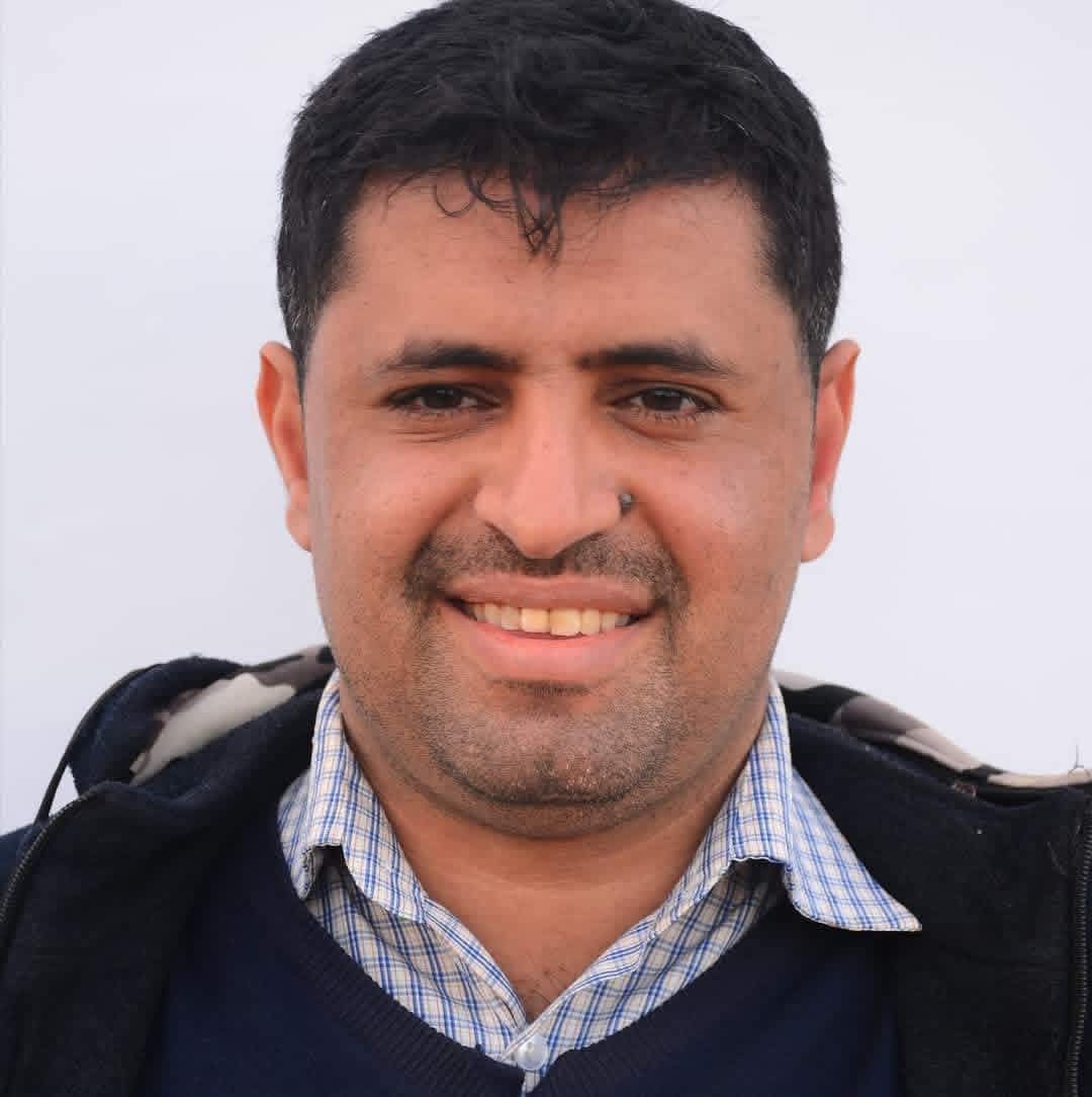 الجرادة ( شحت مان ) مبتز غبي منه فيه والاسماء المستعارة والوهمية  ؟!