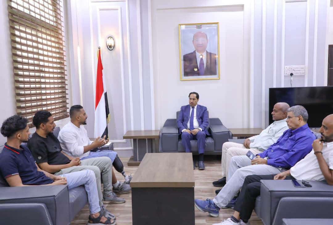 الوزير البكري يؤكد دعمه ومساندته للاتحاد العام لكرة القدم لـ"ذوي البتر"