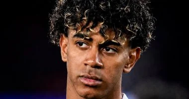 أتلتيكو مدريد يسخر من برشلونة بعرض هزلى للامين يامال