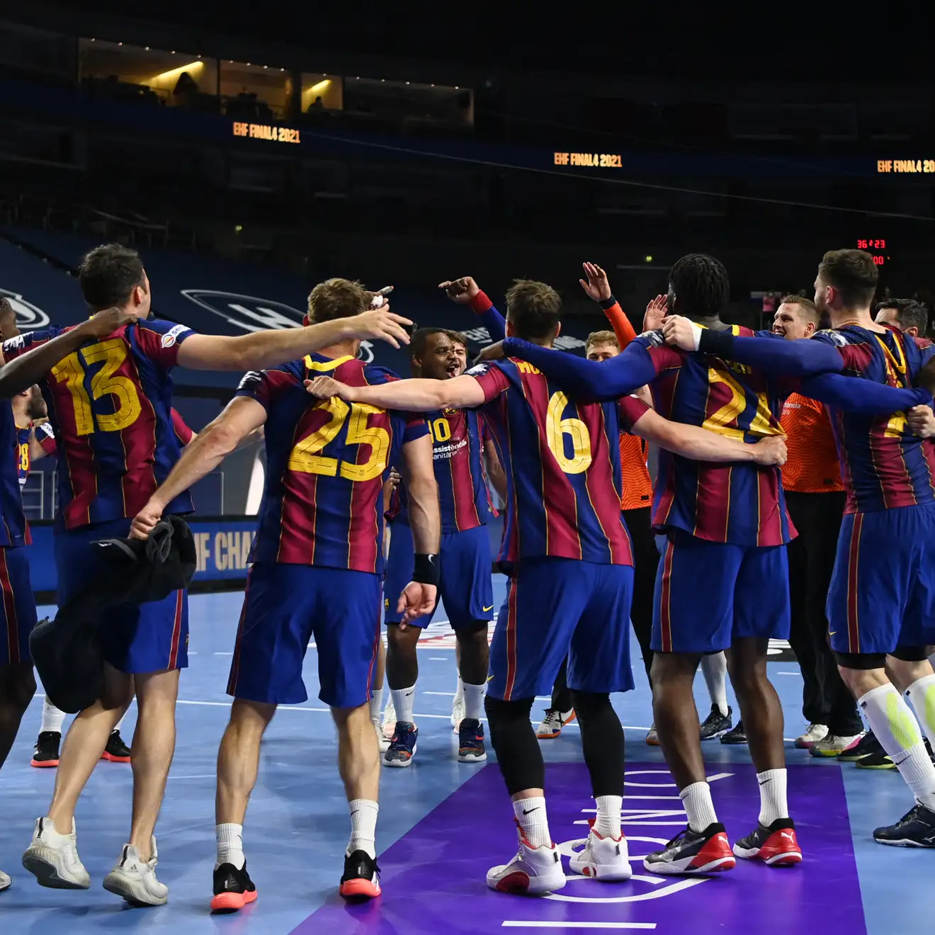 في مشهد ملحمي.. برشلونة إلى نهائي أبطال أوروبا