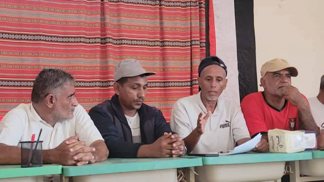 وفد من مكتب الشباب والرياضة بتعز يزور الحديدة لتعزيز التعاون المشترك