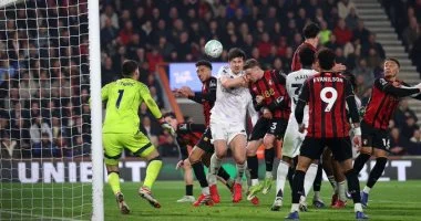 مانشستر يونايتد يتعادل مع بورنموث 2 - 2 في مباراة مثيرة بالدوري الإنجليزي