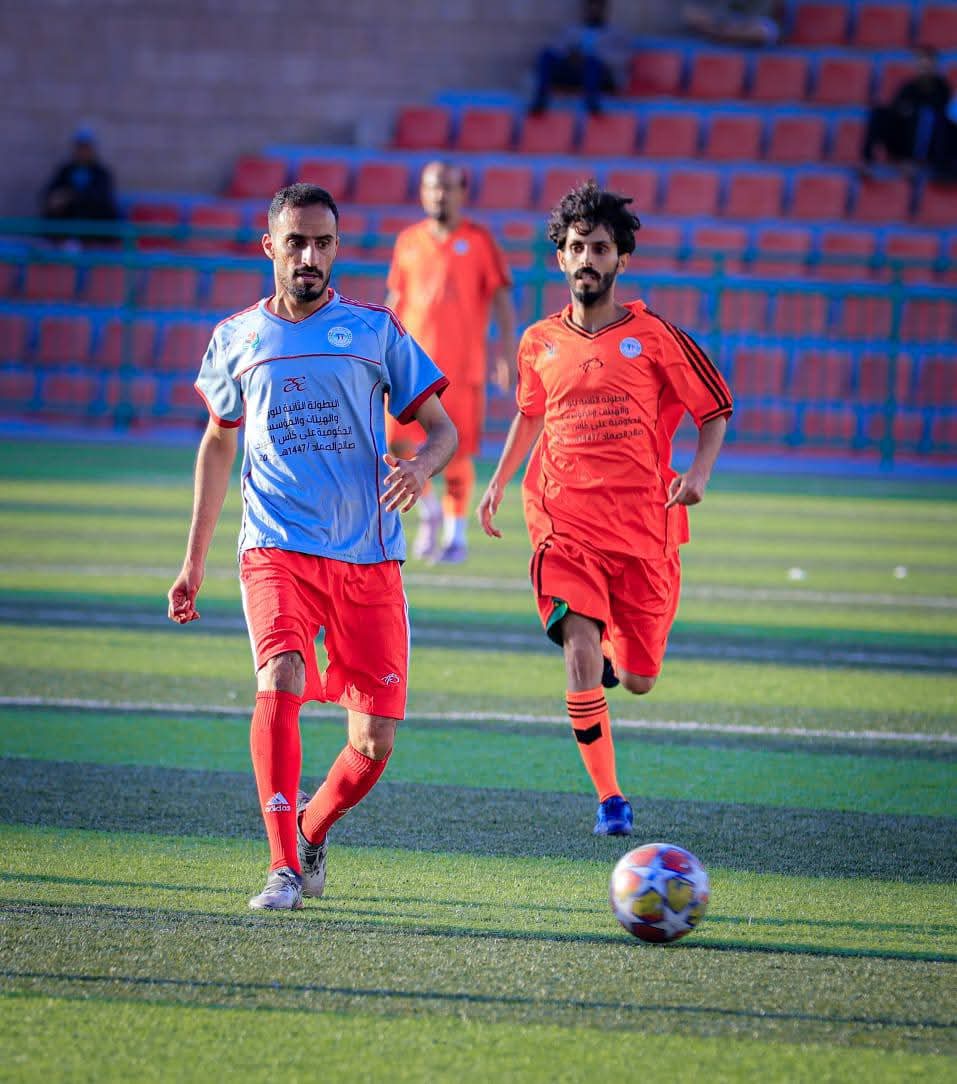 الشباب والرياضة في مواجهة الاقتصاد لتحديد المركز الثالث في بطولة امانة العاصمة الثانية لكرة القدم .