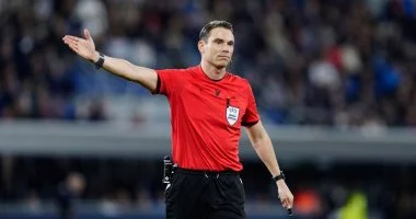 السويسري ساندرو شيرر حكما لقمة باريس سان جيرمان وبايرن ميونيخ