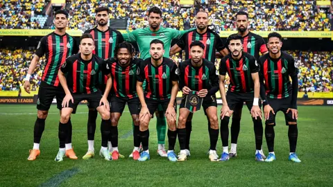 بعد هدية بركان.. الجيش الملكي يرتقي لصدارة الدوري المغربي