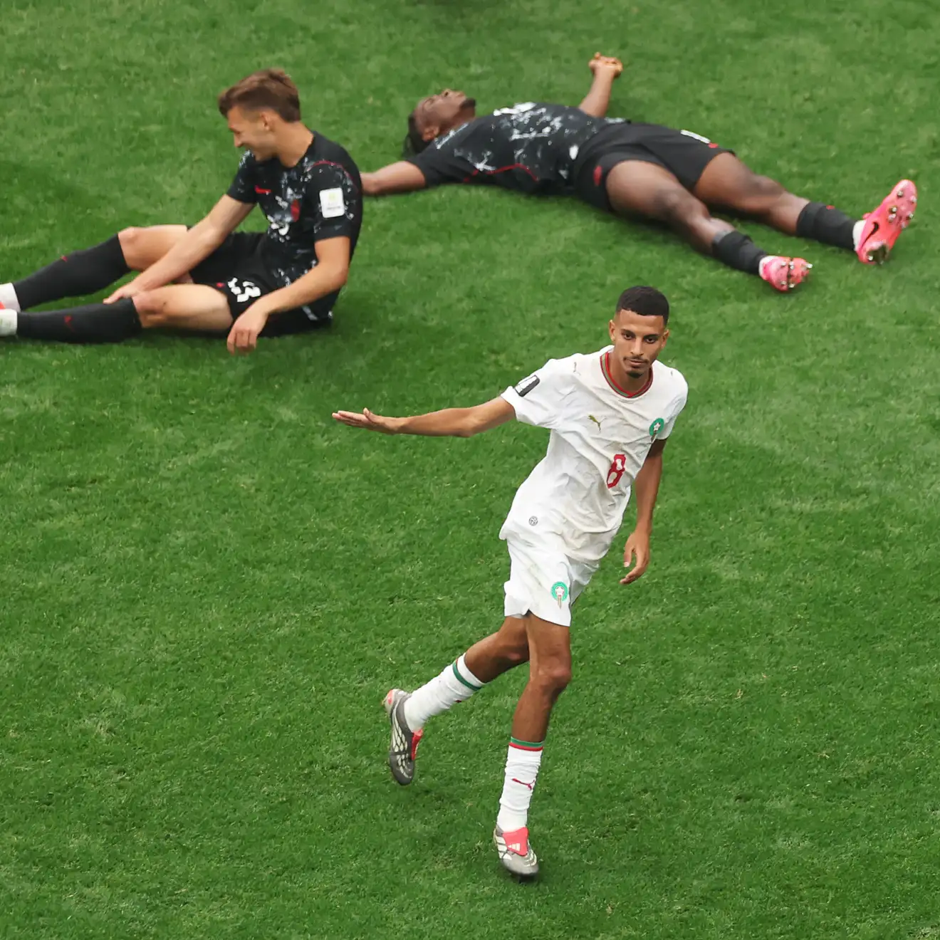 منافس إسباني يهدد انتقال أوناحي إلى برشلونة