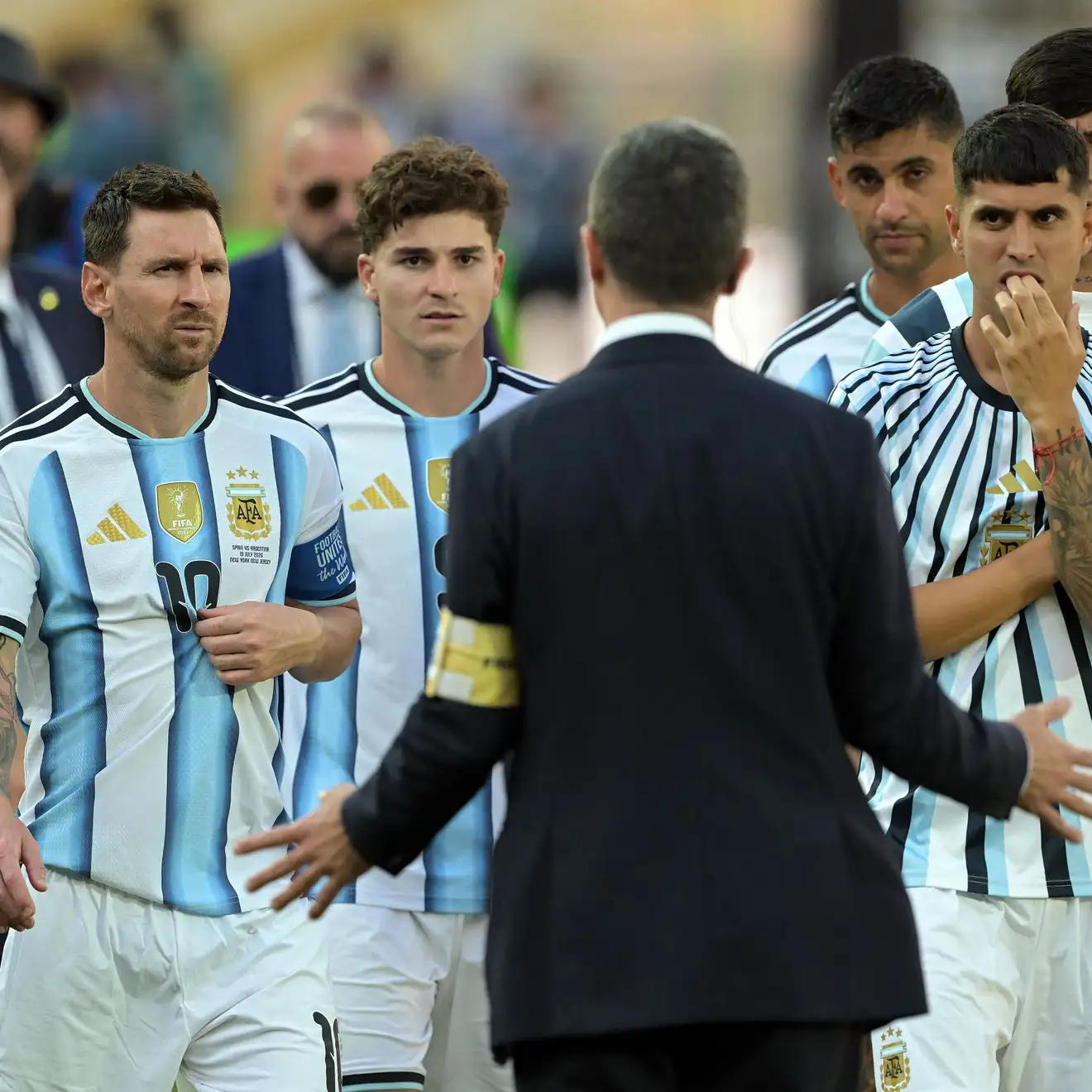 تمت الصفقة.. نجم الأرجنتين يجري الكشف الطبي في مدريد