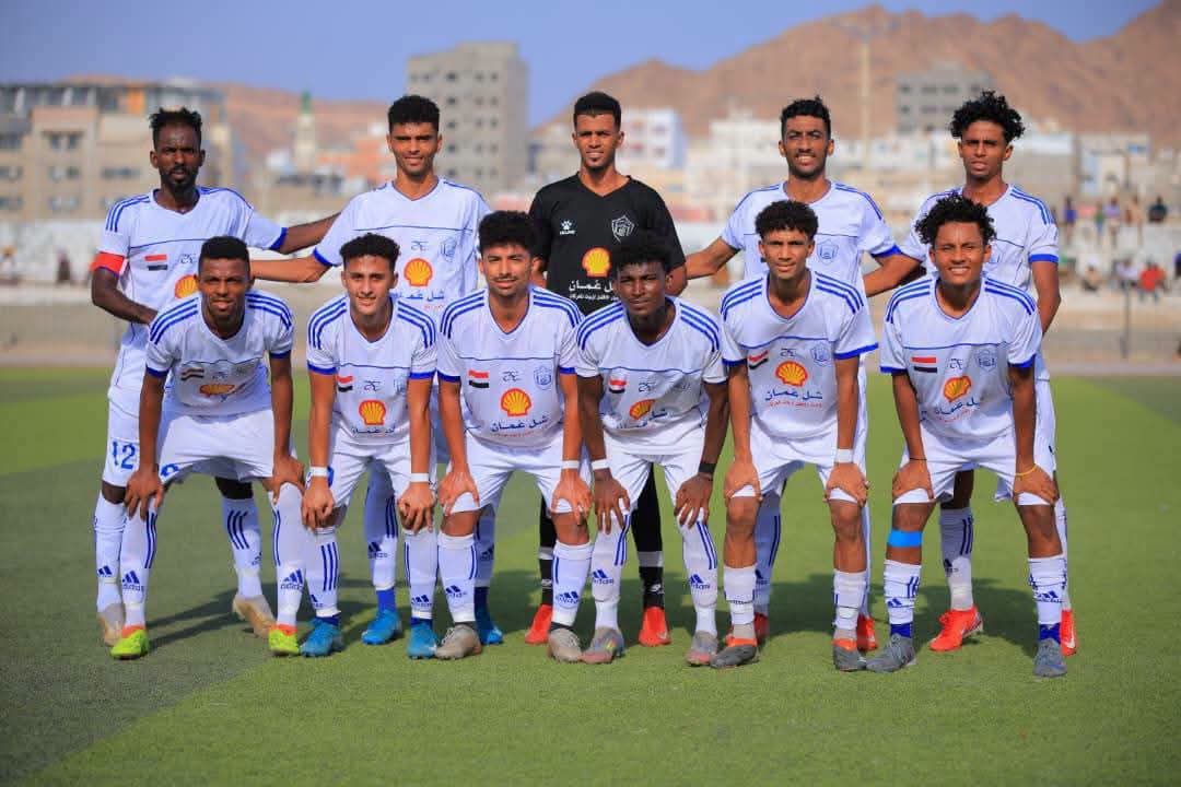 بهدفي الحسنين .. فوز ثمين لهلال الحديدة على سلام الغرفة