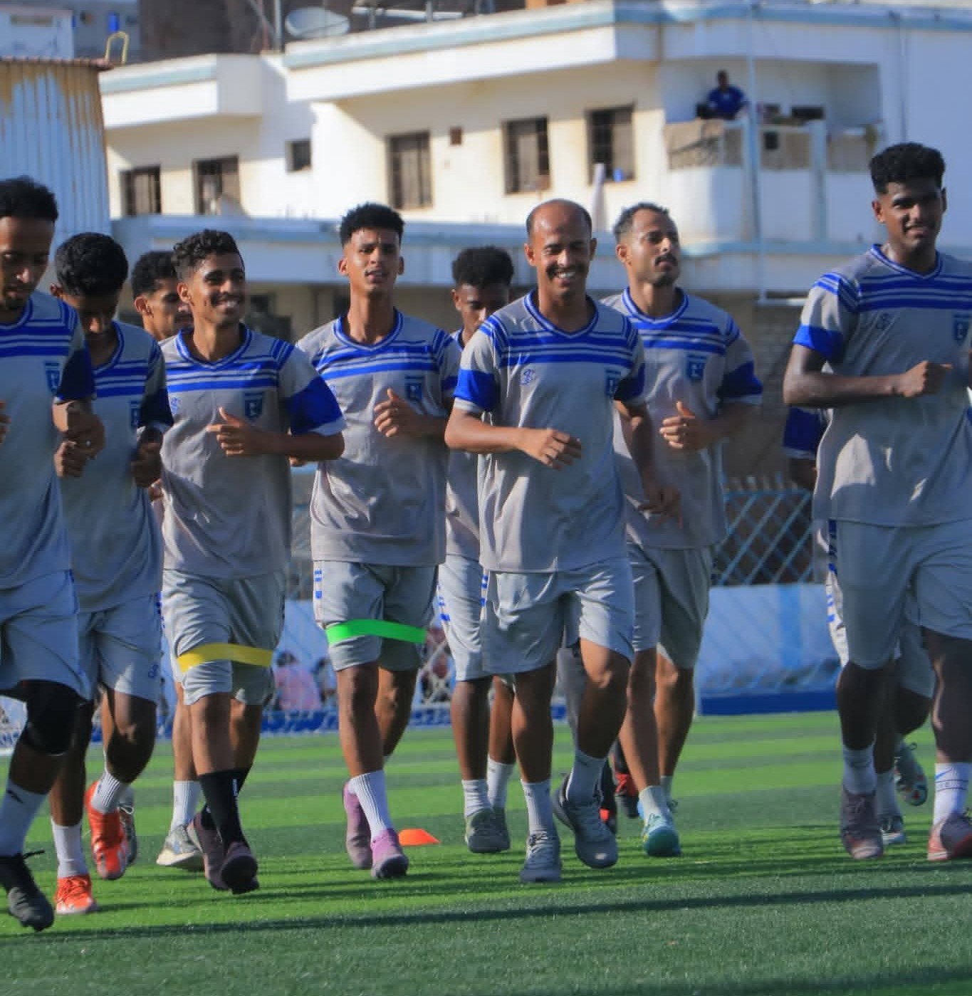 تضامن حضرموت يستأنف تدريباته بعد إجازة العيد استعداداً لكأس الجمهورية والدوري