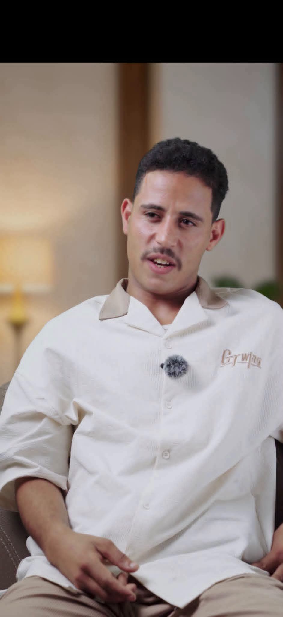 الاخ هذا اسمه هارون....