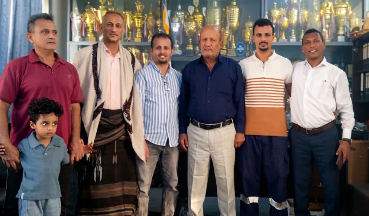 قيادة اتحاد الكرة الطائرة تزور نادي الميناء الرياضي وتلتقي إدارته
