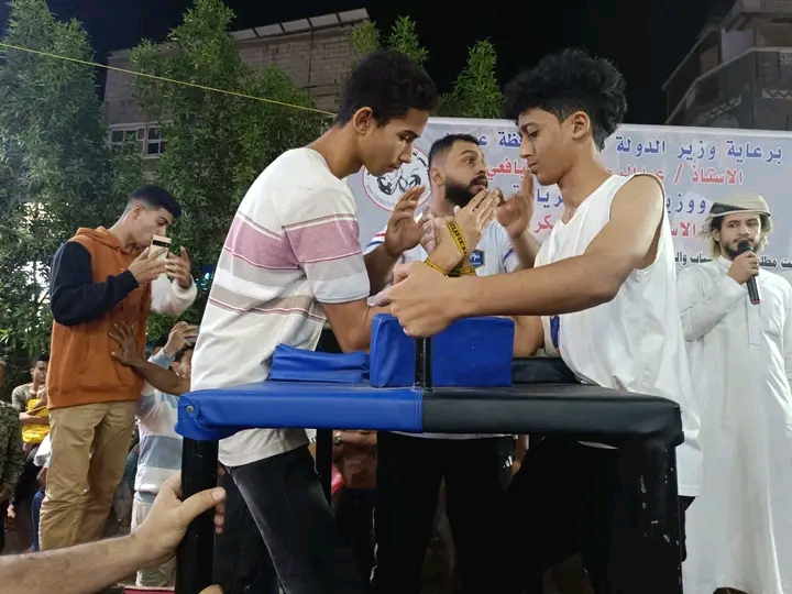 اتحاد القوة بعدن ينظم بطولة مصارعة الذراعين بنجاح