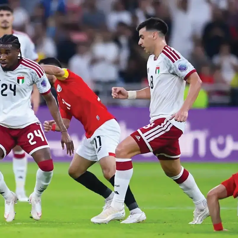 الإمارات تضرب البحرين وتعبر لنصف نهائي خليجي 27