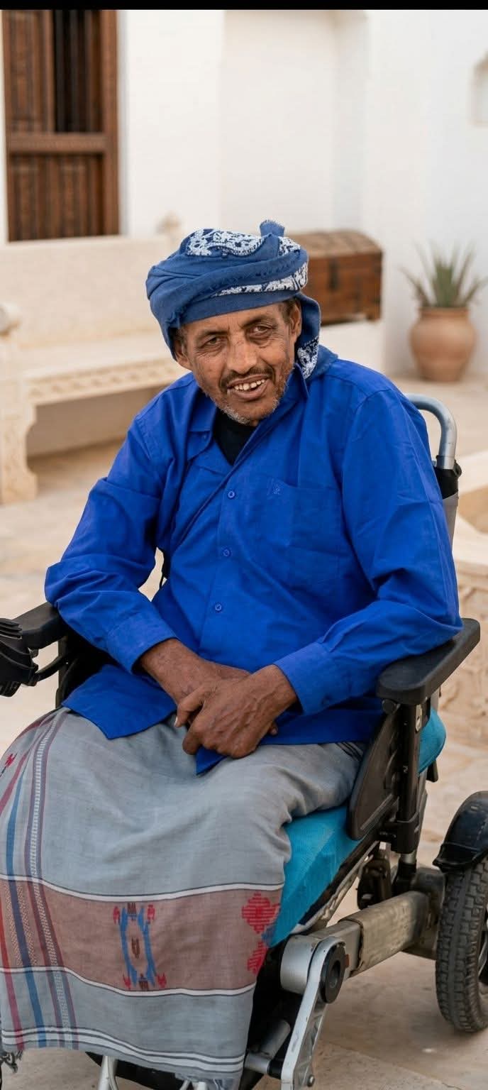 قيادة تضامن حضرموت وشخصيات رياضية يزورون المشجع  باسلوم في منزله فور انتهاء مباراة الكأس