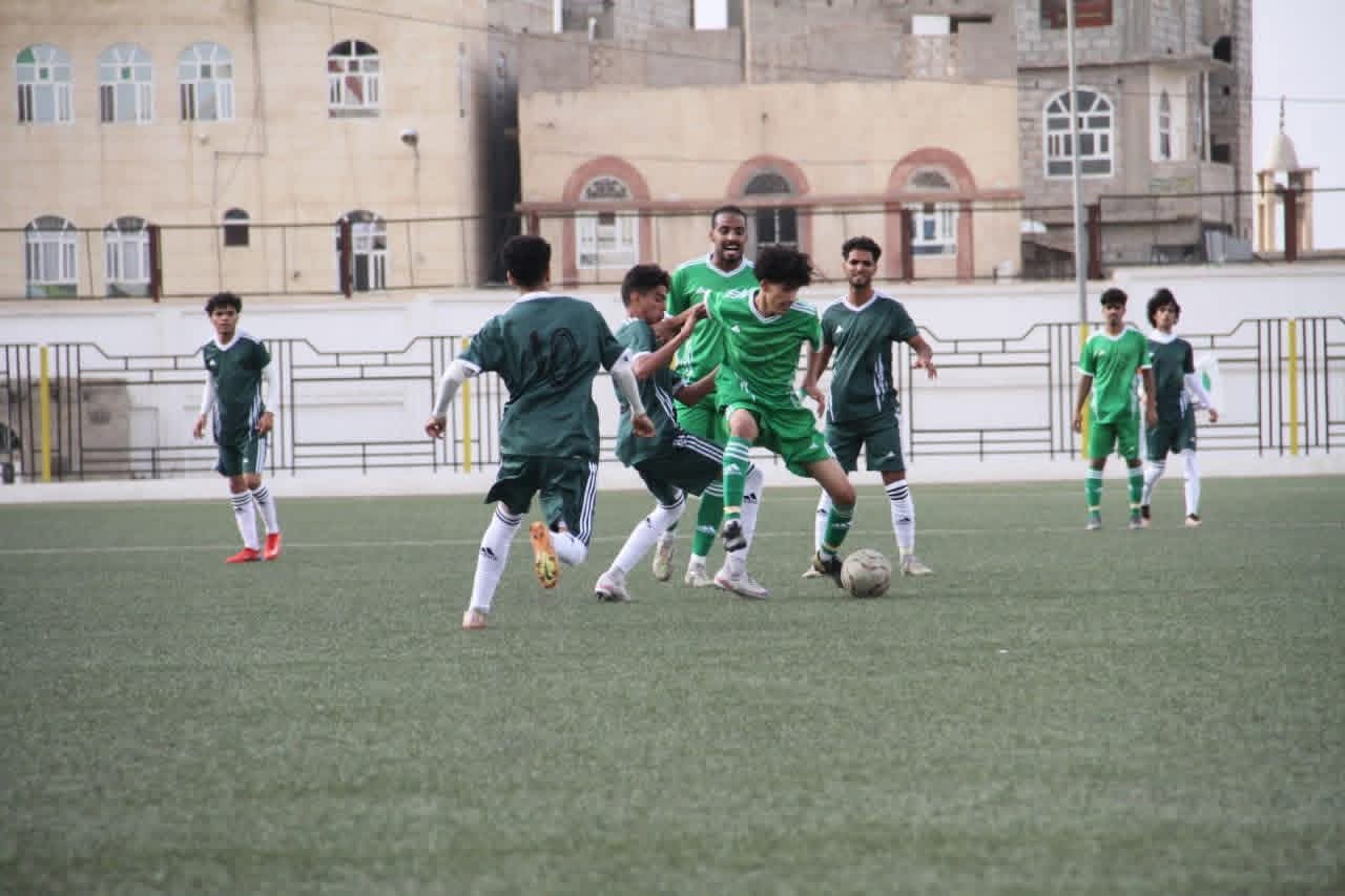 بعشرة لاعبين.. 22 مايو يتجاوز اليرموك .