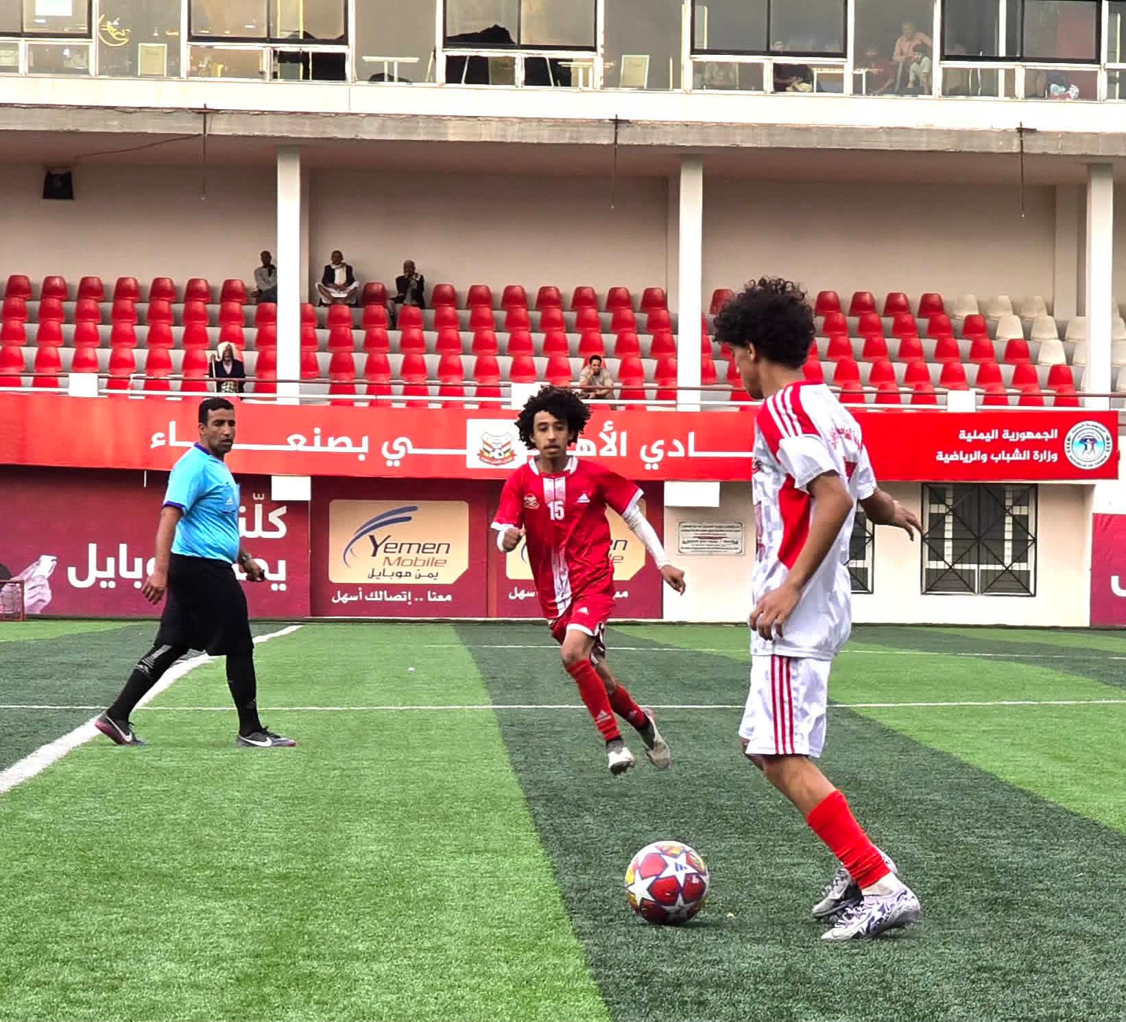 في النسخة ال 41 لدوري الأهلي الرمضاني .. تعادل إيجابي بين فريقي الفقيد جابر والمرحوم يسر