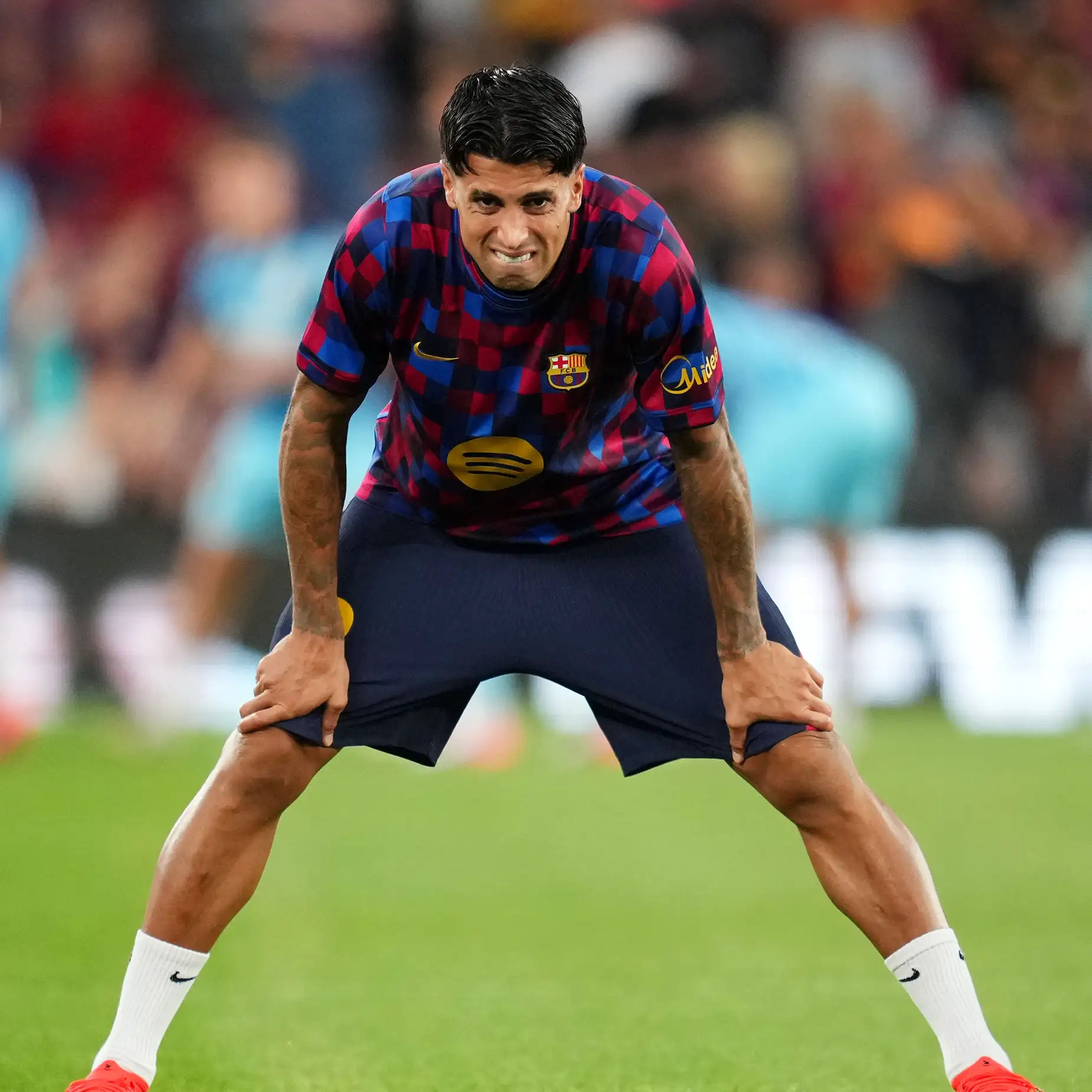 كانسيلو يروي كواليس تمرده على الهلال.. ويختار مرشحه للكرة الذهبية