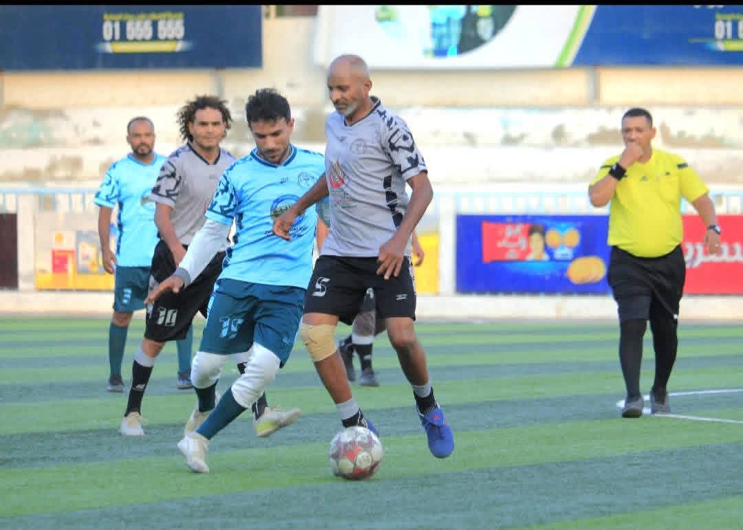 قمح الخريف يتفوق  علي مستشفى الأمل العربي  في دوري قدامى اللاعبين بالحديدة