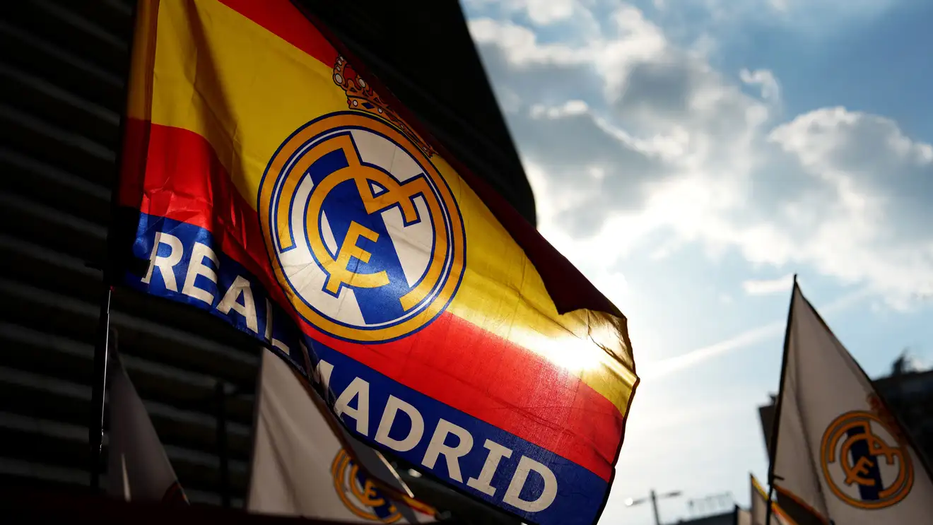 تفادى الهبوط.. ريال مدريد يتلقى نبأ سارا من الدرجة الثانية