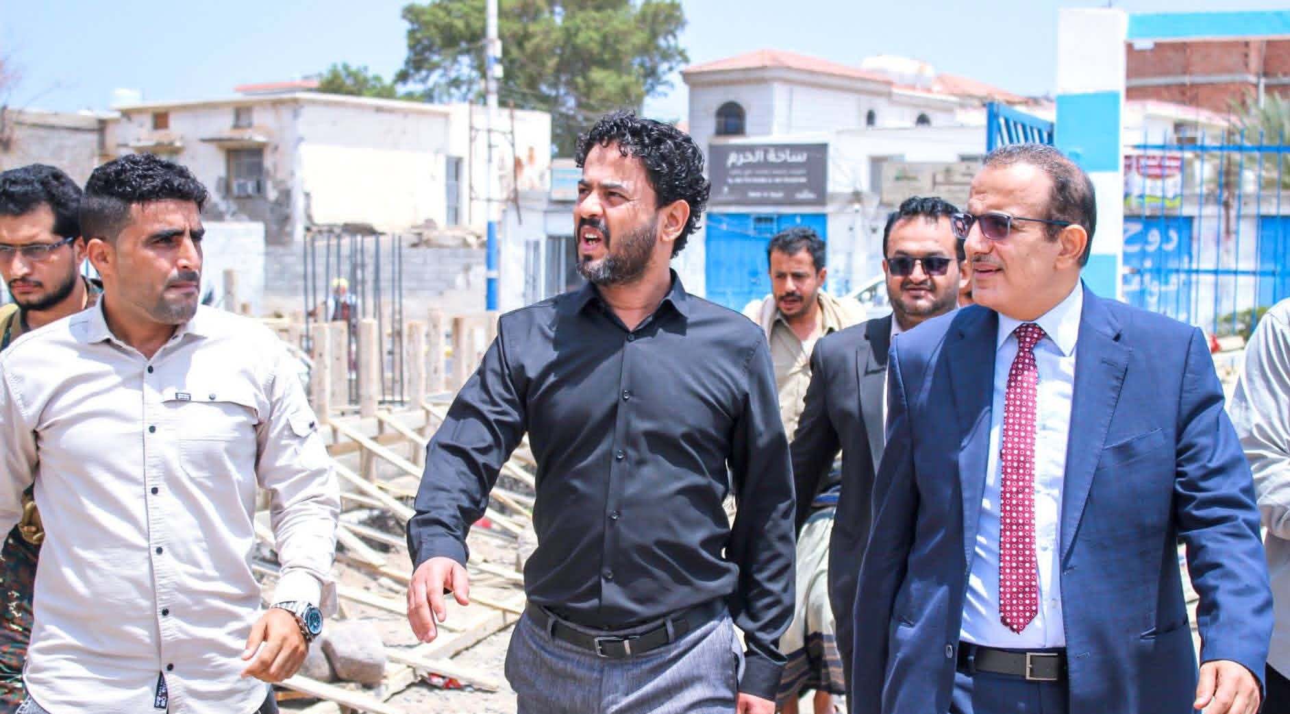 الرئيس الفخري لنادي الجلاء الرياضي يتفقد مقر النادي ويعقد اجتماعاً موسعاً مع مجلس الإدارة