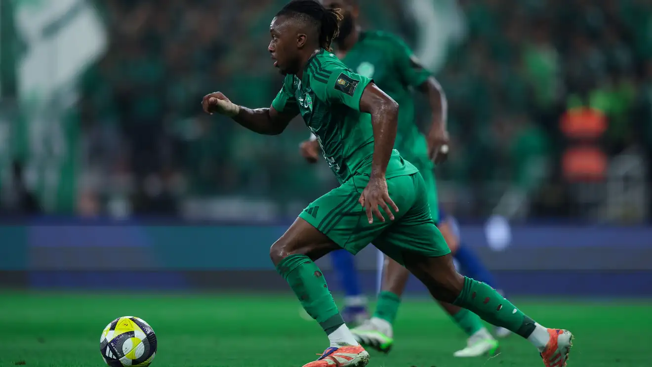 بعد الهلال.. الفيروس الدولي يصعق أهلي جدة