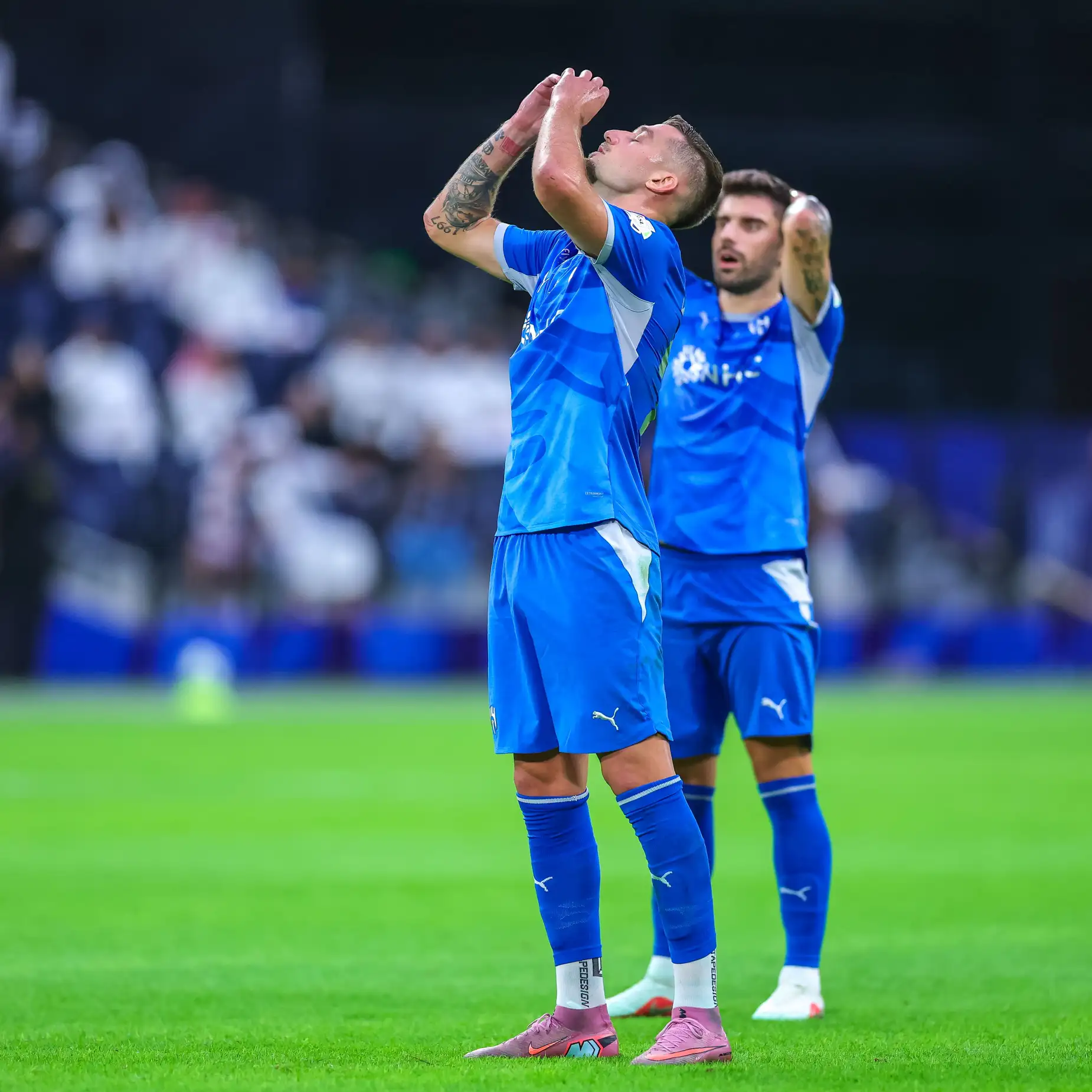 للمرة الثانية.. الهلال يفشل في الصعود لعرش الأهلي التاريخي