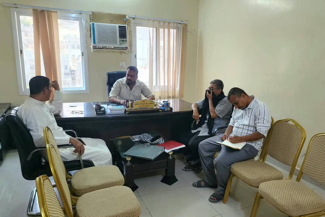 العمودي يطلع على أنشطة نادي الصدارة ويوجّه باعتماده ضمن أنشطة فروع اتحادات الألعاب الرياضية